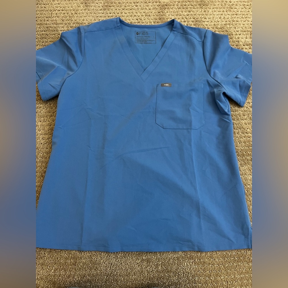Figs Women’s Catarina One Pocket Scrub Top